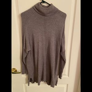 Time and Tru Gray Tunic Length Sweater Size S
